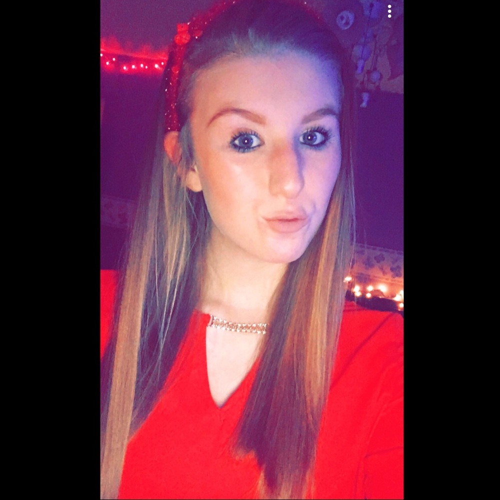 Meet your Posher, Dakota